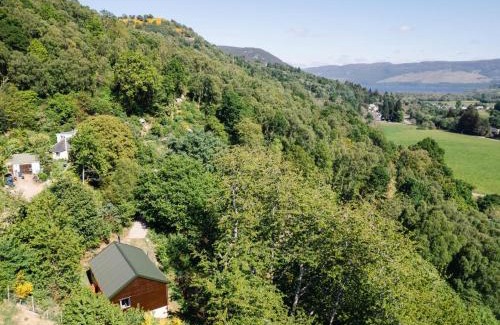 East Lewiston Ski Chalet | Chalet Cherrytree Farm by Interhome
