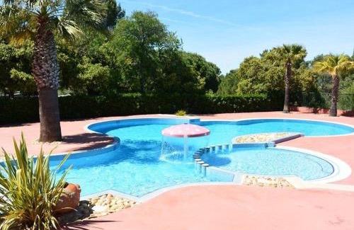 Agde Ski Chalet | Chalet climatisé avec piscine chauffée et parking dans une pinède calme - FR-1-607-64