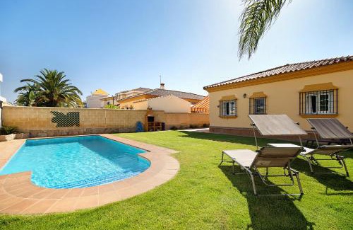 Los Gallos-Cerromolino House | Chalet con piscina en la Barrosa