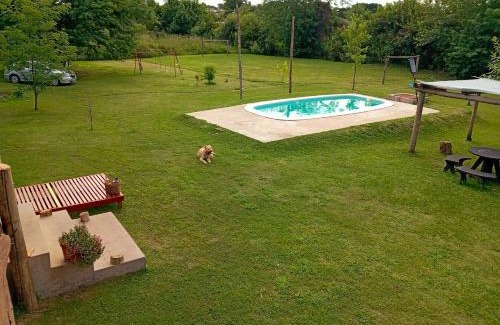 Victoria House | chalet con pileta y parrilla , ideal descanso en entre rios