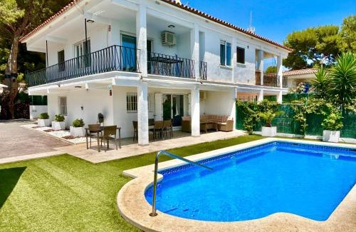 Alcossebre House | Chalet con piscina privada en Alcocebre