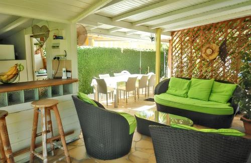 Le Vauclin Ski Chalet | Chalet confortable au Vauclin avec piscine privée