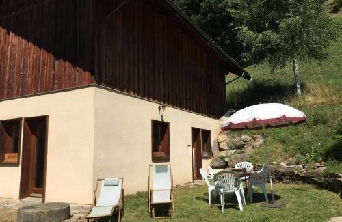 Villard-sur-Doron Ski Chalet | Chalet dans les alpages de Savoie