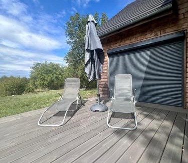 Turenne Ski Chalet | Chalet de Russac - 6 personnes - Jardin clôturé avec terrasse aménagée