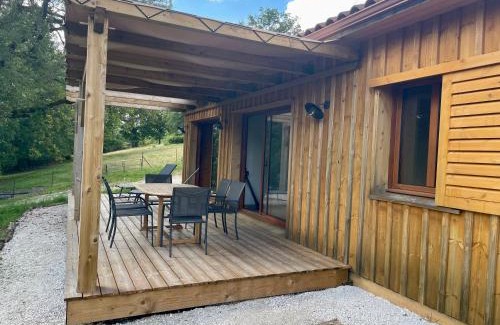 Sergeac Ski Chalet | Chalet des ruisseaux