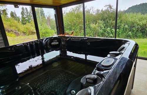 La Plaine des Cafres Ski Chalet | Chalet du Badamier Blanc