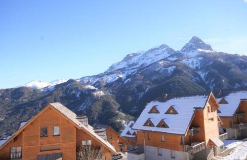 Pra Loup Ski Chalet | Chalet en bois avec 3 chambres à Pra Loup - FR-1-165A-47