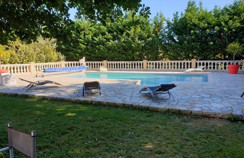 Plan-d'Aups-Sainte-Baume Ski Chalet | Chalet au Calme Avec Piscine et Grand Jardin