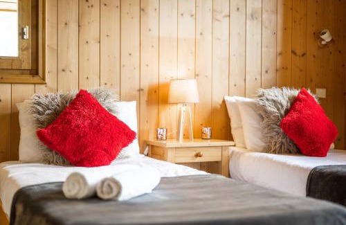 Meribel Ski Chalet | Chalet Himalaya , 10 Person Chalet with 5 ensuite bedrooms and outdoor jacuzzi in Meribel Centre