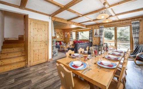 Meribel Ski Chalet | Chalet Himalaya , 10 Person Chalet with 5 ensuite bedrooms and outdoor jacuzzi in Meribel Centre