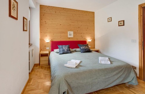 Bormio Ski Chalet | Chalet Holly