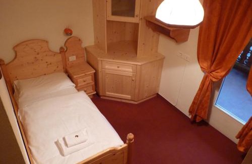 San Martino in Badia Hotel | Chalet Hotel Diamant