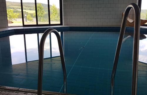 Ferienhausgebiet Hillenseifen House | Chalet in Gerolstein forest holiday park