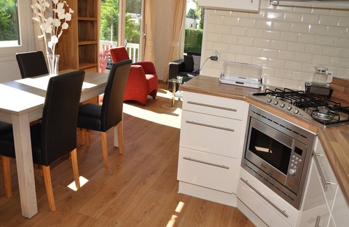 Baarle-Nassau Ski Chalet | Chalet in Parc de Kievit with Private Garden
