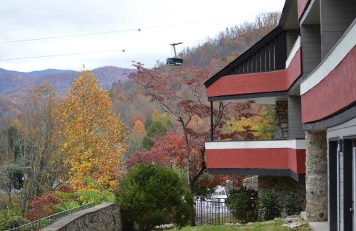 Gatlinburg Hotel | Chalet Inn
