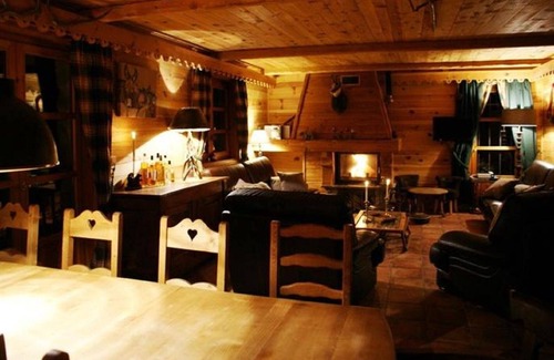 Les Brevieres Ski Chalet | Chalet La Bulle Apartment Les Marmottes 14 pers Tignes