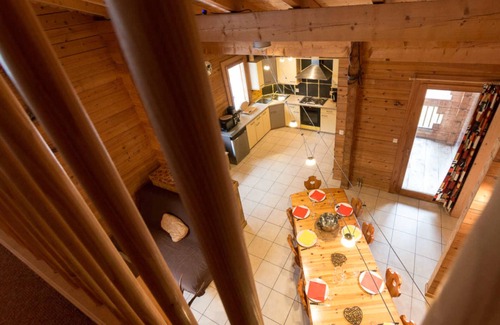 Hauteluce Ski Chalet | Chalet 'Lo Capstoa' with Mountain View, Private Terrace and Wi-Fi