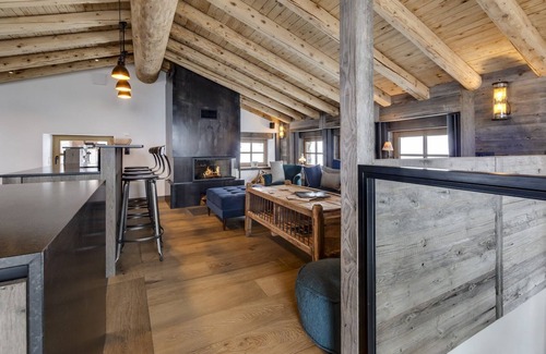 Le Fornet Ski Chalet | Chalet Loup - luxury 5 bedroom chalet in Le Fornet