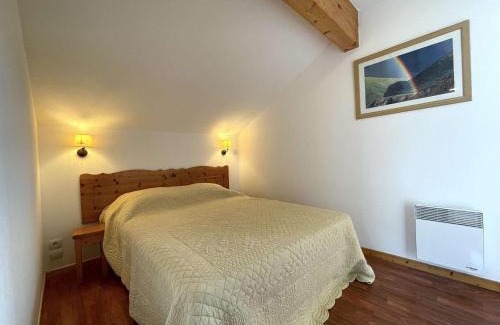 Saint-Etienne-en-Devoluy Ski Chalet | Chalet lumineux 3 pièces, 4 pers, proche remontées et pistes, balcon, parking, wifi gratuit - FR-1-525-270