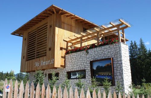 La Villa Ski Chalet | Chalet Mi Amur