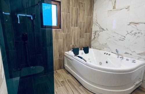 Kolasin Cabin | Chalet Montenegrina with jacuzzi