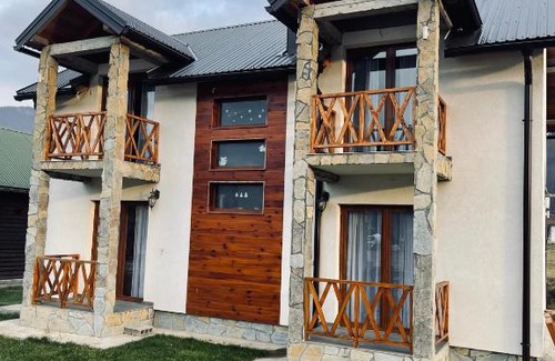 Kolasin Cabin | Chalet Montenegrina with jacuzzi