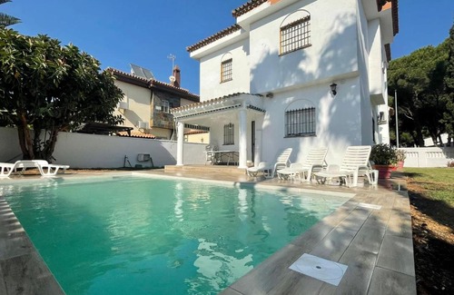 Los Gallos-Cerromolino House | Chalet Nervión cerca la Barrosa