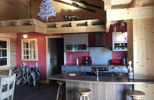 Laveissiere Apartment | Chalet neuf, spa, sauna, terrasses Sud