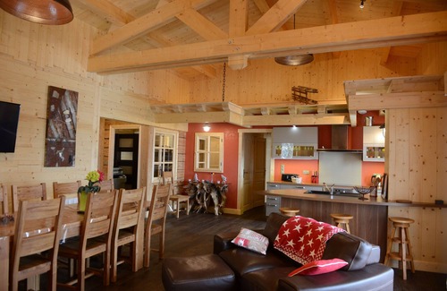 Laveissiere Apartment | Chalet neuf, spa, sauna, terrasses Sud