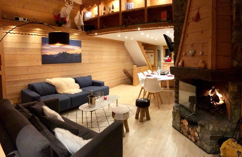 Val Claret Ski Chalet | Chalet overlooking Lake Tignes