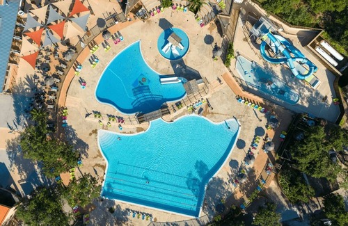 Argeles-sur-Mer Ski Chalet | Chalet - Parc aquatique - eeeccd