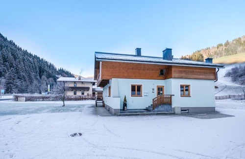 Viehhofen Ski Chalet | Chalet Peter