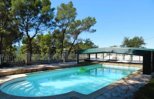 Le Beausset House | CHALET PISCINE COUVERTE/JARDIN/TERRASSE