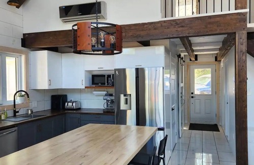 Alma Ski Chalet | Chalet pour 6 Lac St-Jean: Quai, paddle, spa
