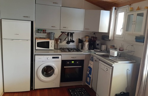Saint-Pierre-d'Oleron Ski Chalet | CHALET SAINT PIERRE D'OLERON IN PRIVATE RESIDENCE 4/6 PEOPLE WITH SWIMMING POOL