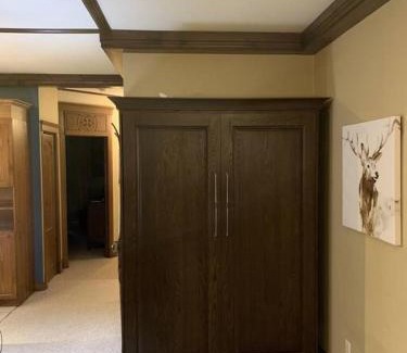 Mont-Tremblant Apartment | Chalet-Style Condo - 5 minutes to Lifts and village!