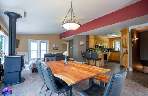 Chertsey Ski Chalet | Chalet sur la Colline - SPA
