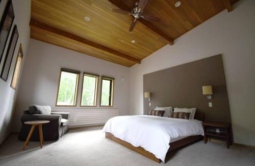 Niseko Ski Chalet | Chalet Tacito Niseko Luxury Stay