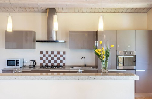 Trequanda Ski Chalet | Chalet "Villa Falco" with Shared Pool, Private Terrace & Wi-Fi