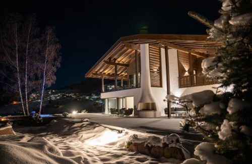 Selva di Val Gardena Ski Chalet | Chalet Villa Carolina