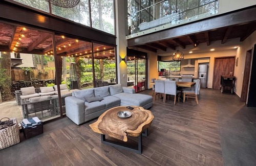 Valle de Bravo Cottage | Chalet with private pool and jacuzzi