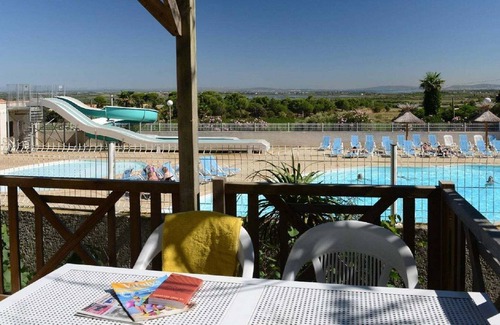 Agde House | Chalet with terrace in wooded area near Agde