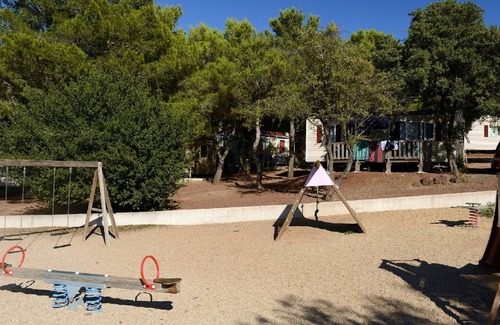 Agde House | Chalet with terrace in wooded area near Agde