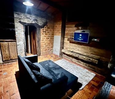 Serra do Cipo Ski Chalet | Chalezinho Na Mata Cipó Luxo - Inesquecível (privativo na mata e no centro da serra)