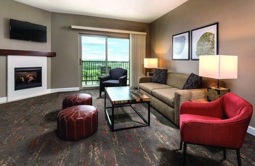 Marble Falls Resort | Challenging golf courses and tasteful wineries!
