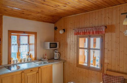 Velke Karlovice House | Chalupa Na Sklepě