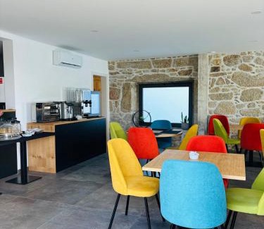 Santa Maria da Feira House | Chambre 7 et 8 Tranquillité & Élégance