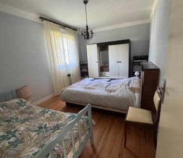 Luz-Saint-Sauveur House | Chambre chez Paulette