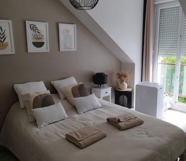 Ouest House | Chambre chez particulier proche circuit 24h
