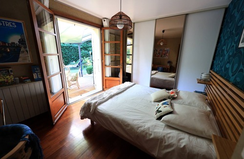 Lacrouzette Bed & Breakfast | Chambre d'hôtes À L'École Buissonnière